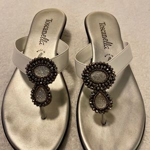 Gently Used - Stylish Italian Sandals By TOSCANELLA - box 69